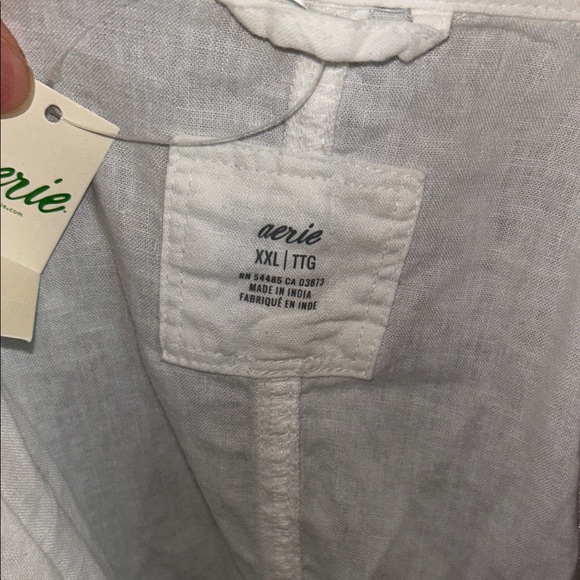 Aerie Classic White Button-Up Shirt - Picture 7 of 8